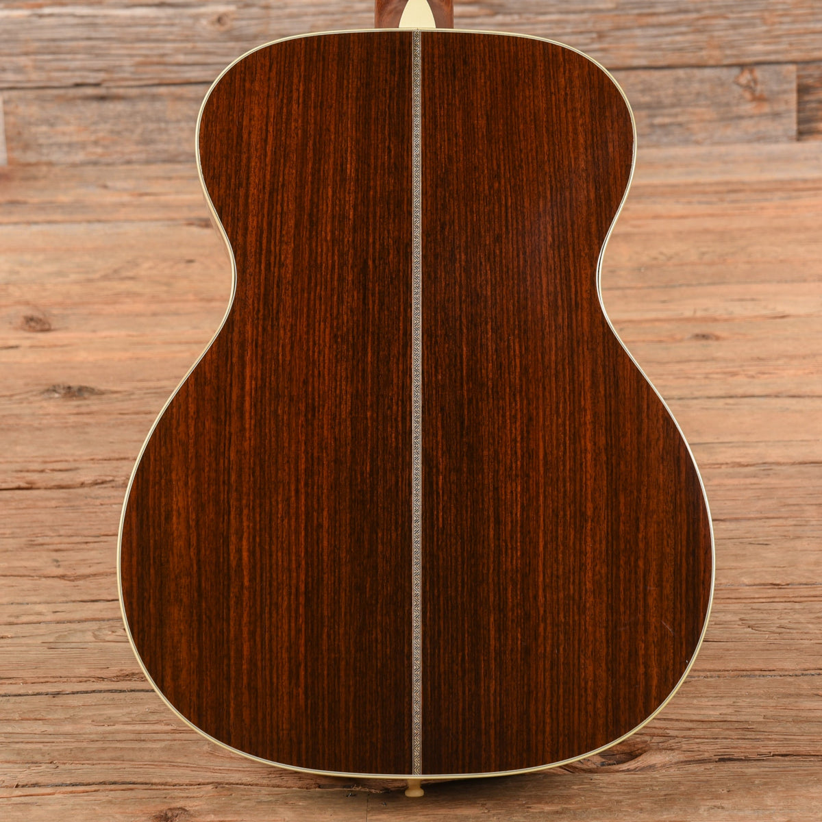Martin Custom OM-28 VTS Natural 2015 - View 3 | MusicMarket