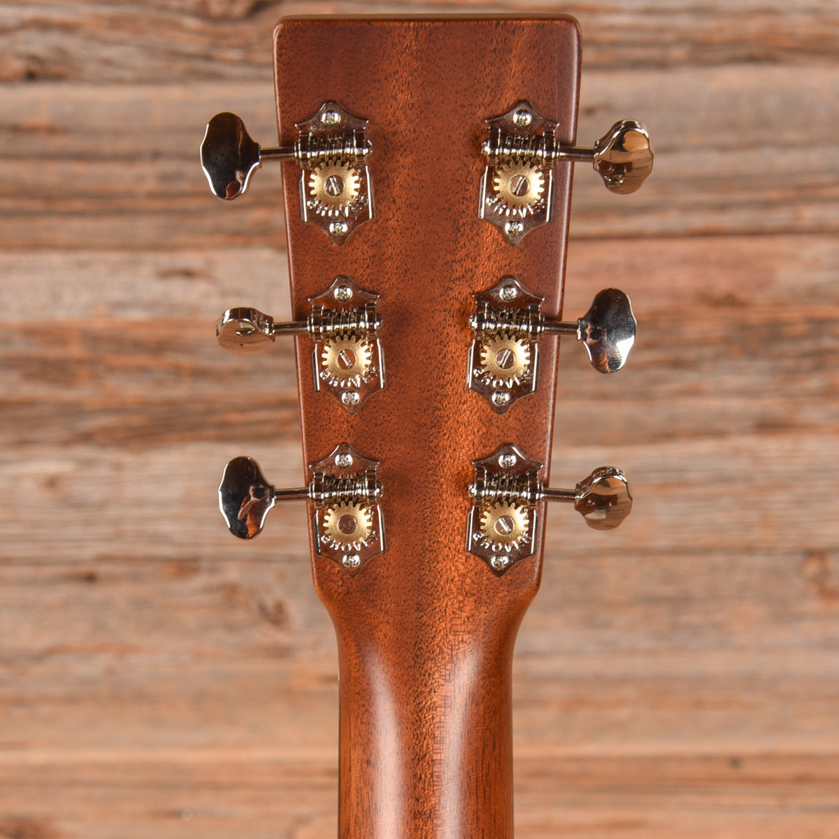 Martin Custom Shop 00-18 Style Deep Body Sunburst 2024 - View 7 | MusicMarket