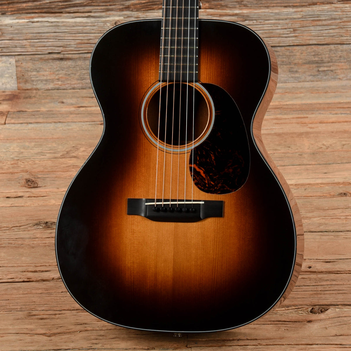 Martin Custom Shop 000-18GE Golden Era Sunburst 2007 - View 2 | MusicMarket