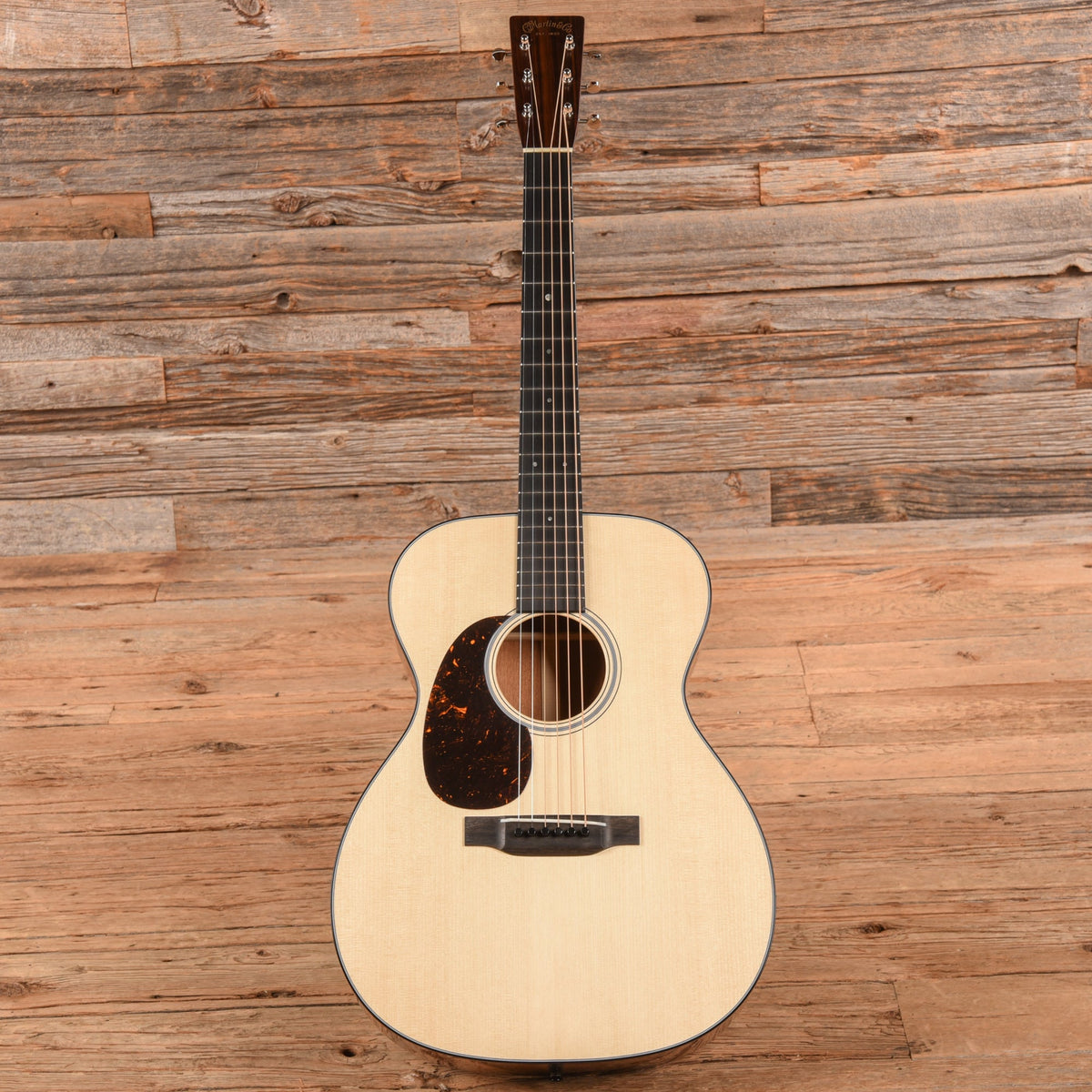 Martin Custom Shop Authentic 000-18 1937 Adirondack/Mahogany Natural 2024 LEFTY - View 4 | MusicMarket