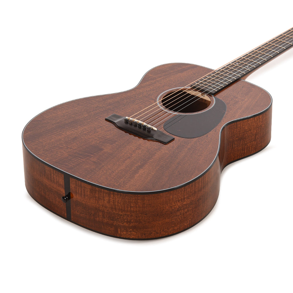 Martin Custom Shop OM-18 Style Auditorium Flamed Mahogany/Flamed Mahogany Natural - View 10 | MusicMarket