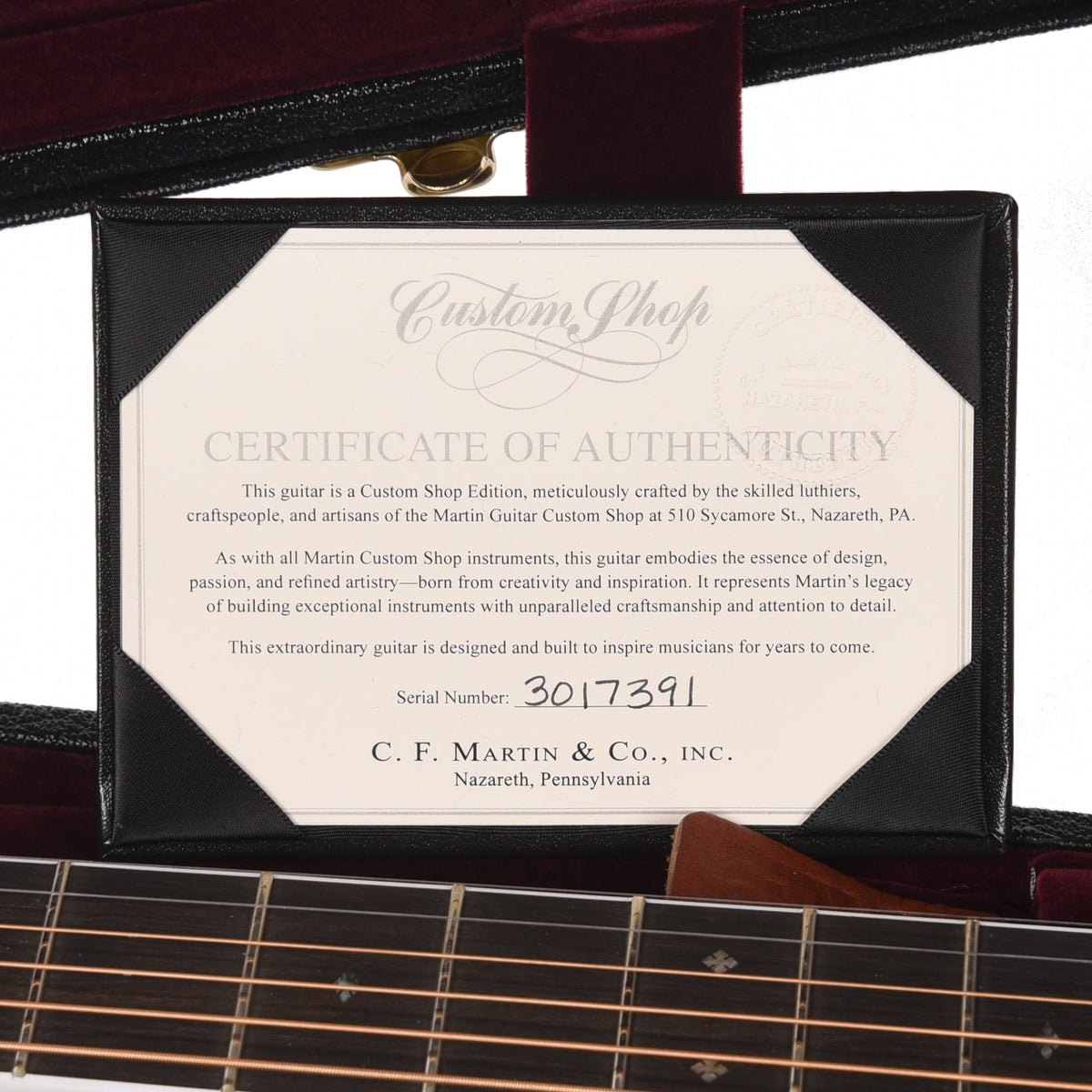 Martin Custom Shop OM-28 Style Auditorium Engelmann Spruce/Bastogne Walnut Natural Aging Toner - View 9 | MusicMarket