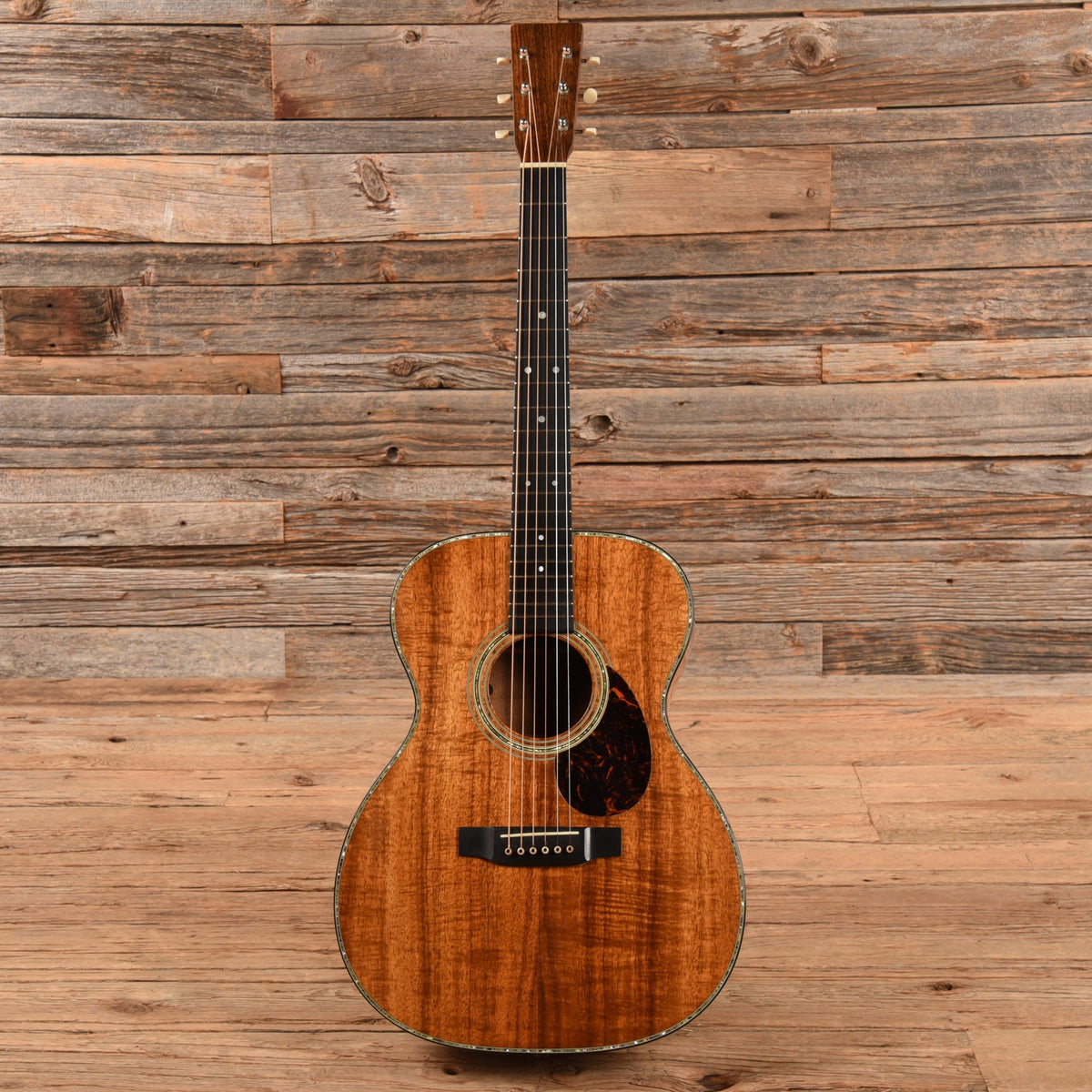 Martin Custom Shop OM-41 Style All Figured Koa Natural - View 4 | MusicMarket