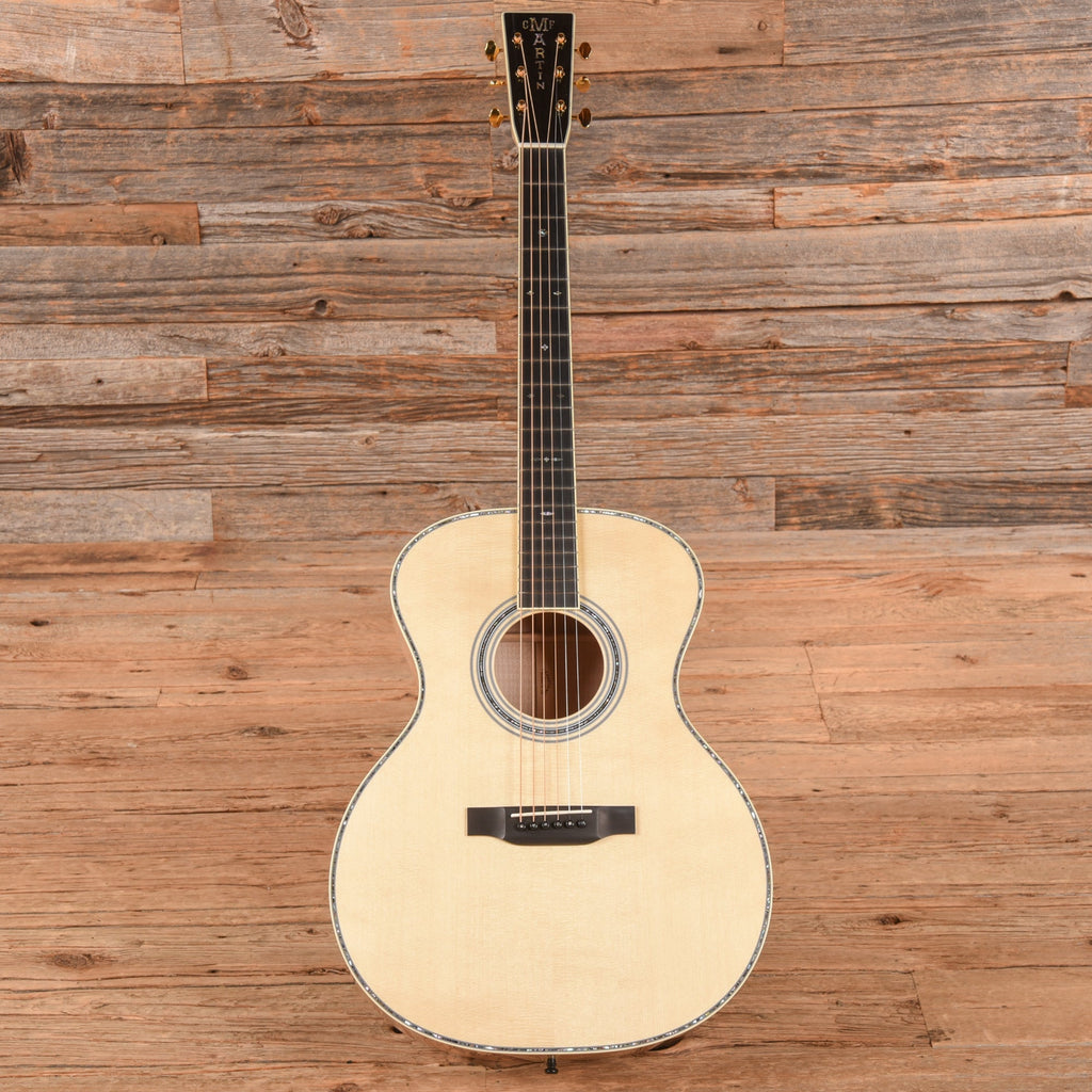 Martin Custom Shop Reverb Select GO Blonde Natural 2023 - View 4 | MusicMarket