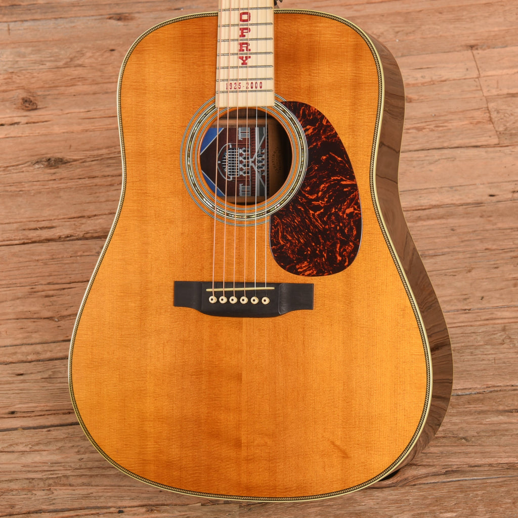 Martin Limited Edition HDO Grand Ole Opry 75th Anniversary Natural 2000 - View 2 | MusicMarket