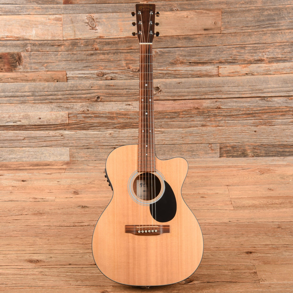 Martin OMC-1E Natural 2010 - View 4 | MusicMarket