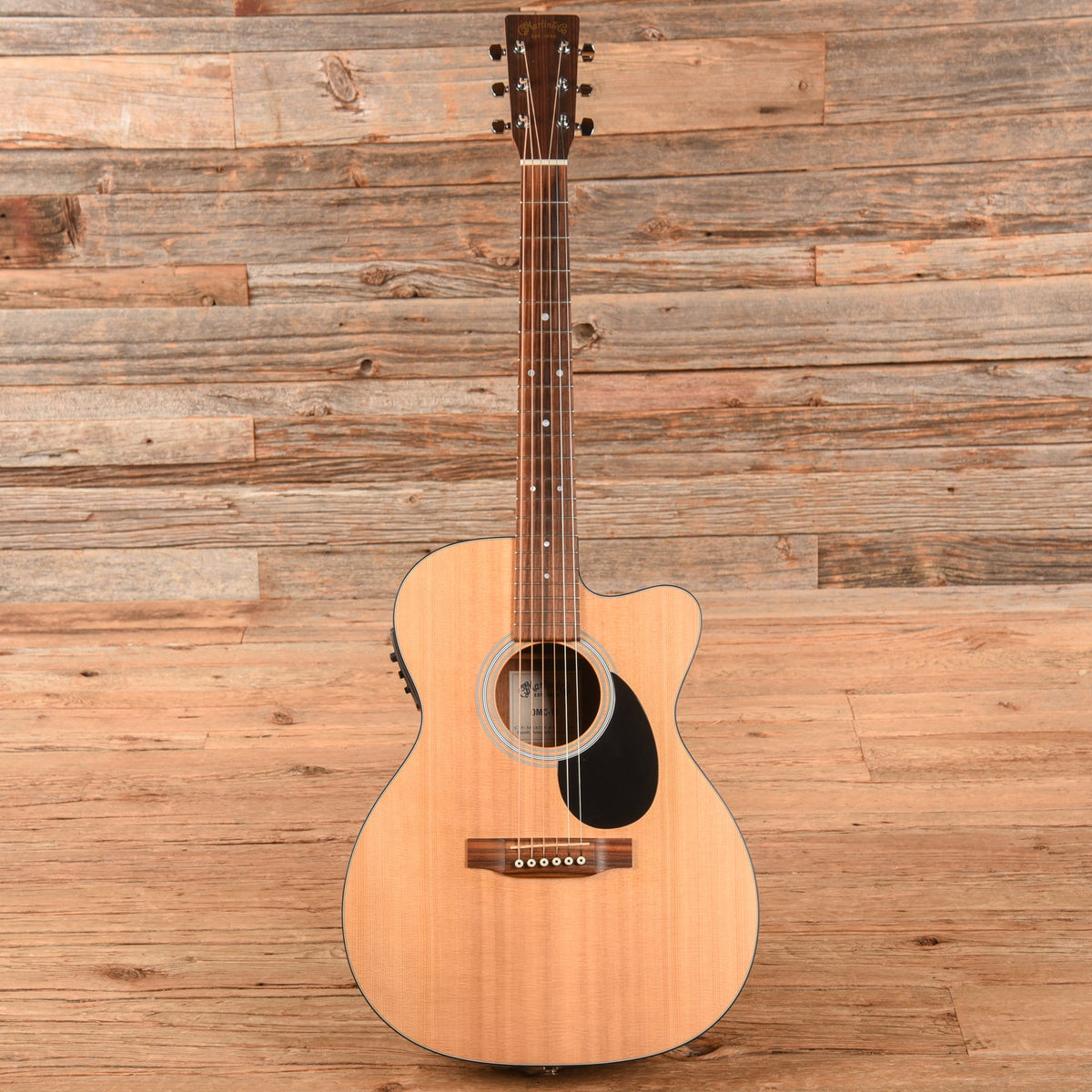 Martin OMC-1E Natural 2010 - View 4 | MusicMarket