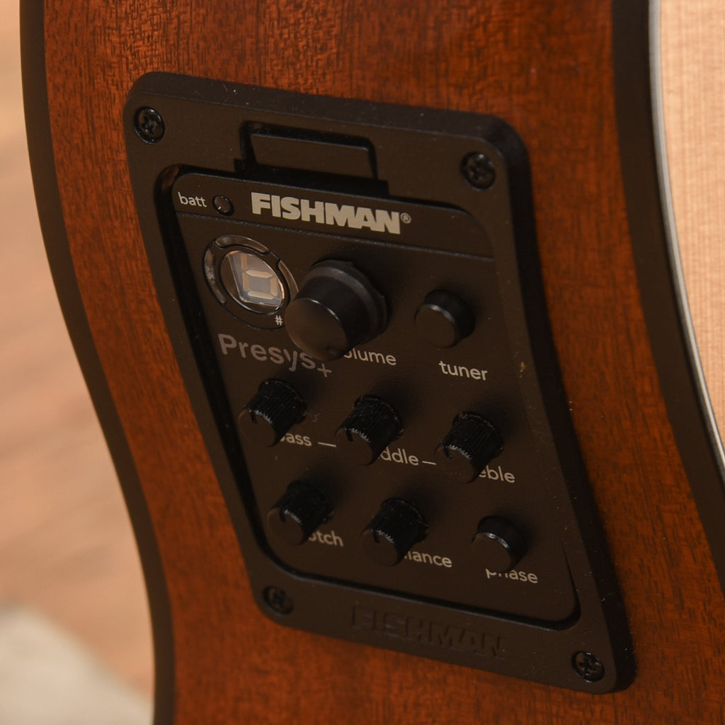 Martin OMC-1E Natural 2010 - View 10 | MusicMarket