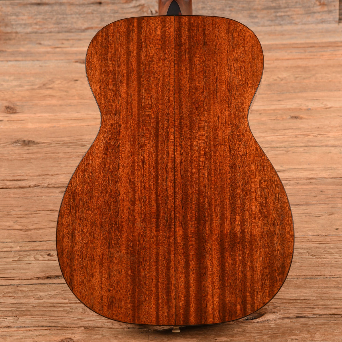Martin Standard Series 00-18 Natural 2021 LEFTY - View 3 | MusicMarket