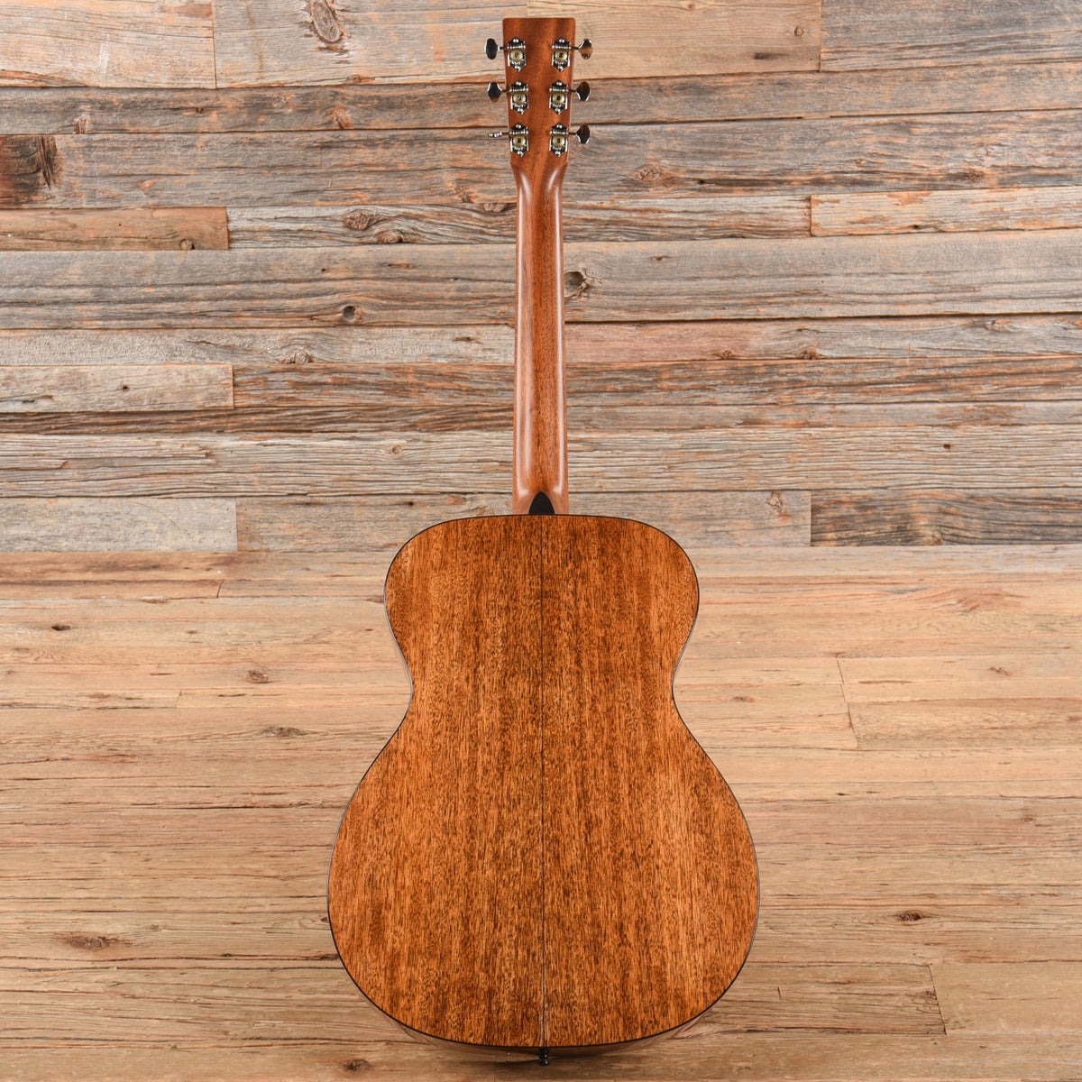 Martin Standard Series 000-18 Natural - View 5 | MusicMarket