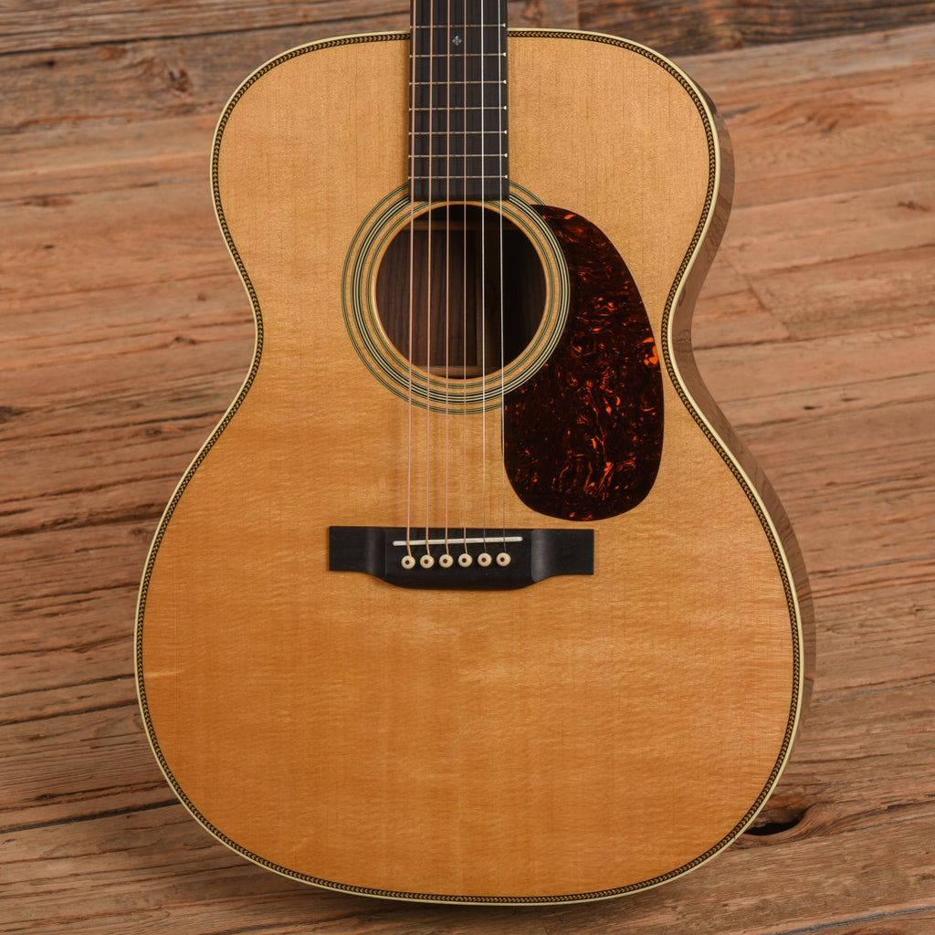 Martin Standard Series 000-28 Natural 2020 - View 2 | MusicMarket