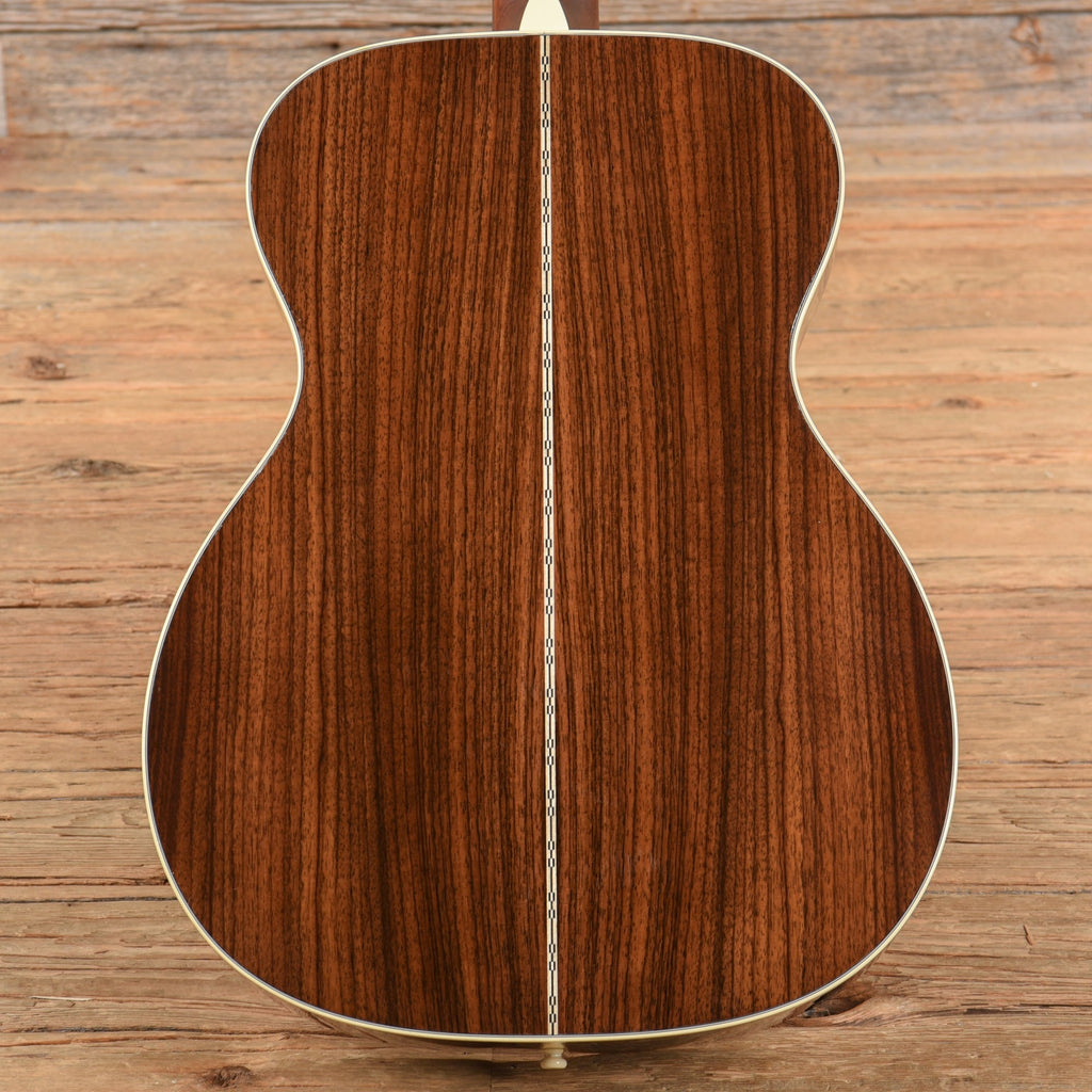 Martin Standard Series 000-28 Natural 2020 - View 3 | MusicMarket