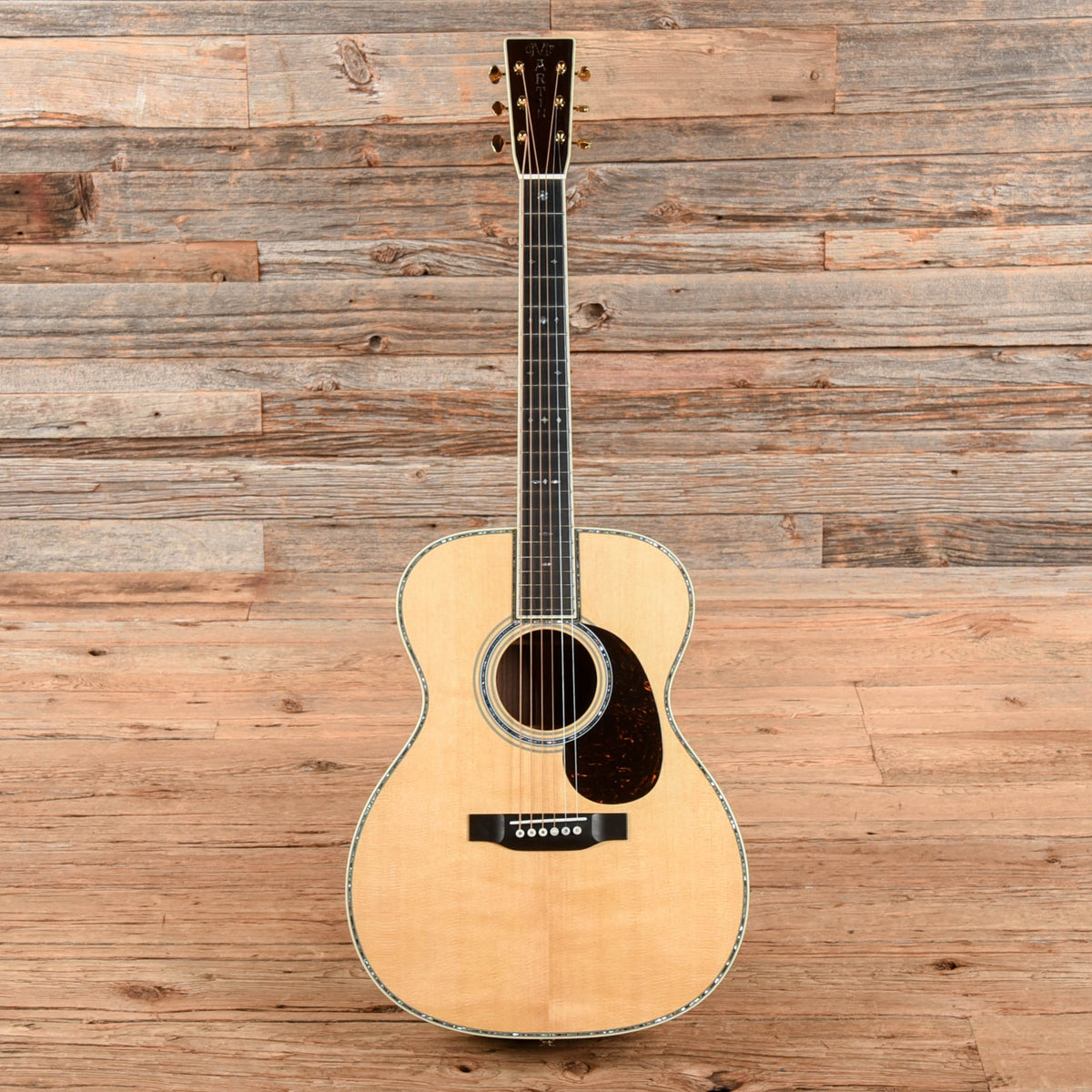 Martin Standard Series 000-42 Spruce/East Indian Rosewood Natural - View 4 | MusicMarket