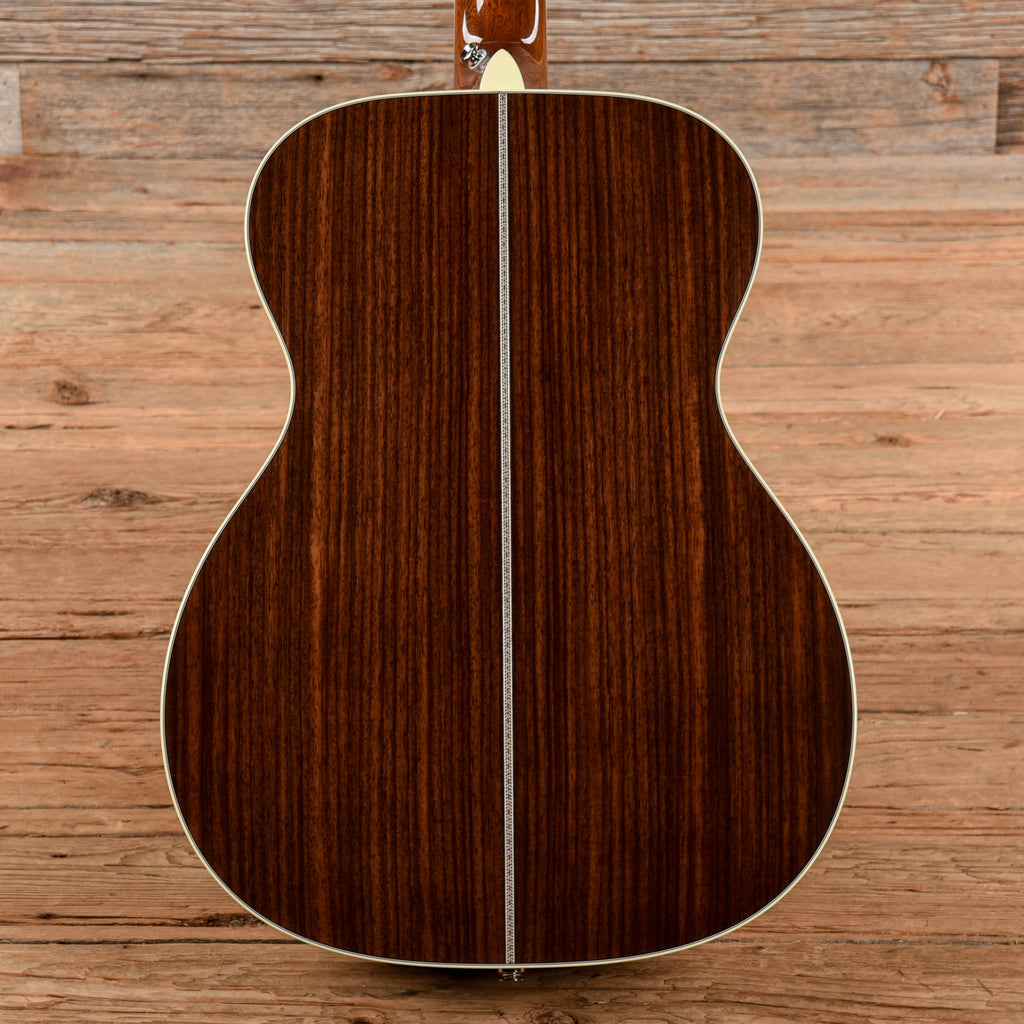 Martin Standard Series 000-42 Spruce/East Indian Rosewood Natural - View 3 | MusicMarket