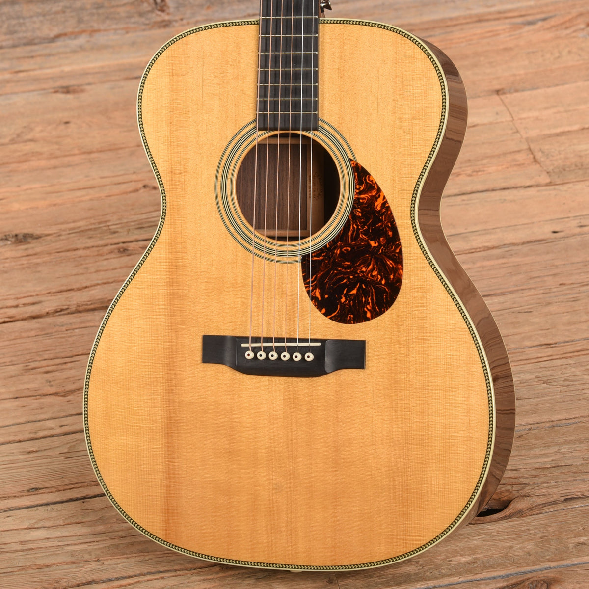 Martin Standard Series OM-28 Natural 2014 - View 2 | MusicMarket
