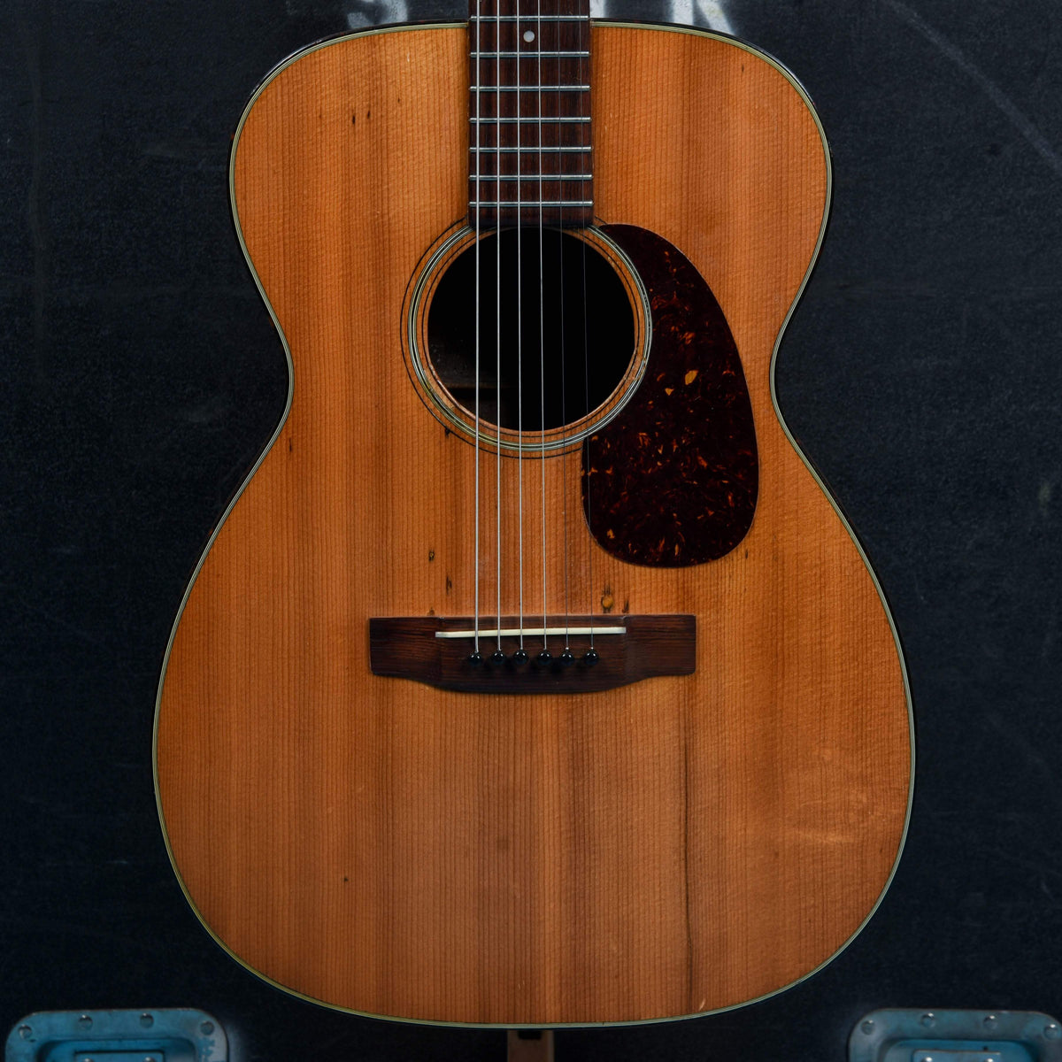 Martin 00-18 Natural 1965 - View 3 | MusicMarket