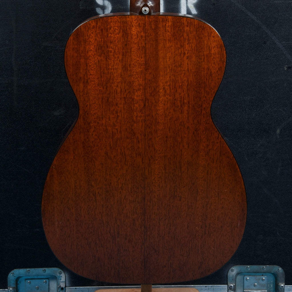 Martin 00-18 Natural 1965 - View 4 | MusicMarket