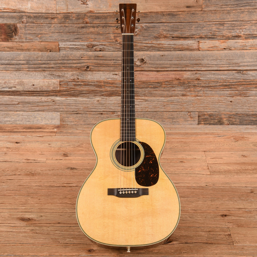Martin Standard Series 000-28 Natural 2023 - View 4 | MusicMarket