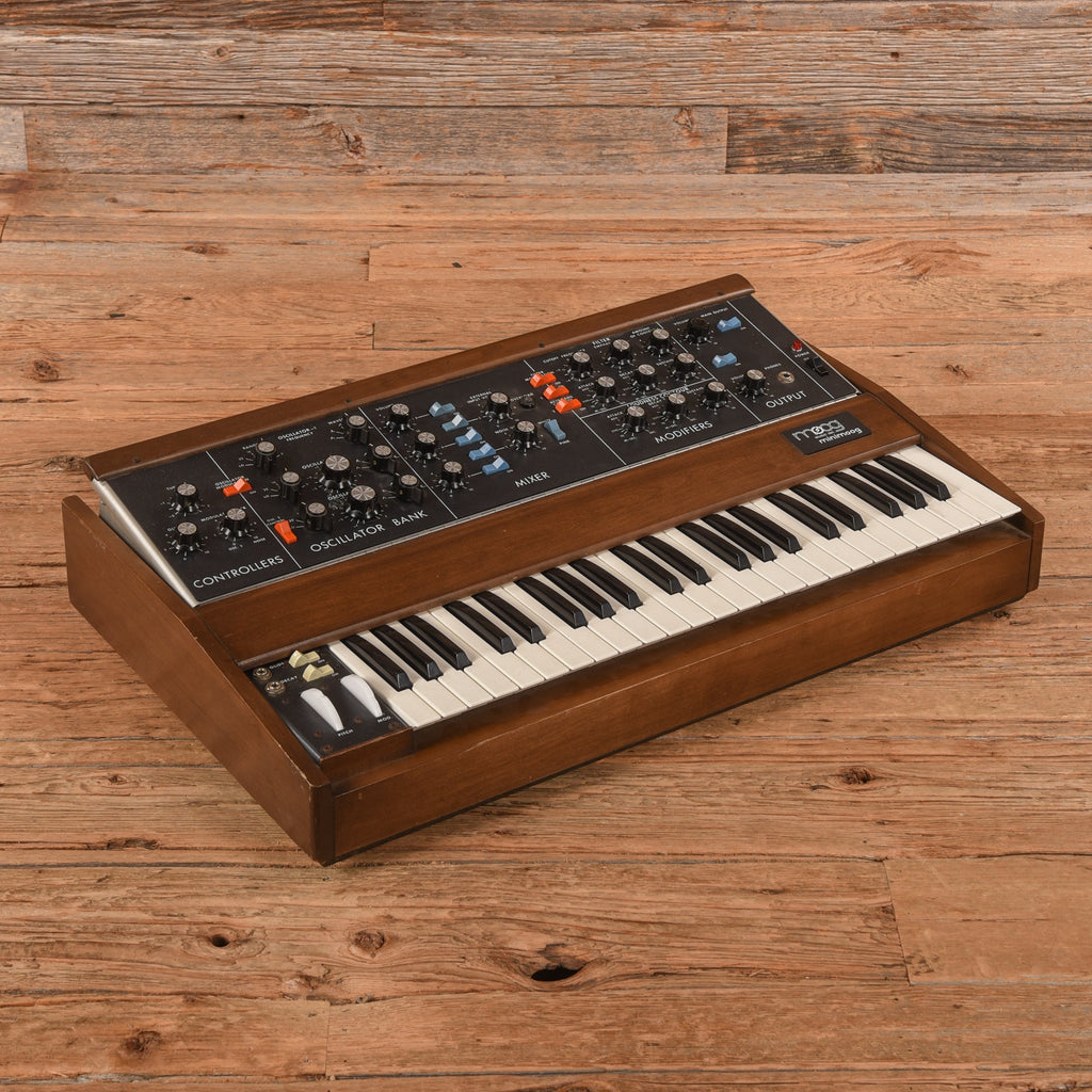 Moog Minimoog Model D 44-Key Monophonic Synthesizer 1972 - MusicMarket