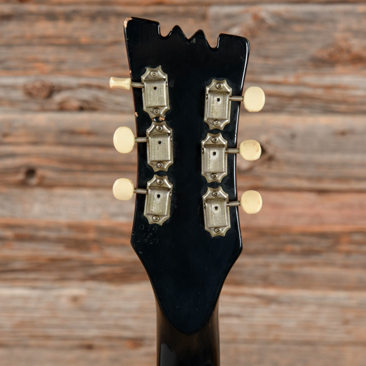 Mosrite Celebrity Sunburst 1970s - View 7 | MusicMarket