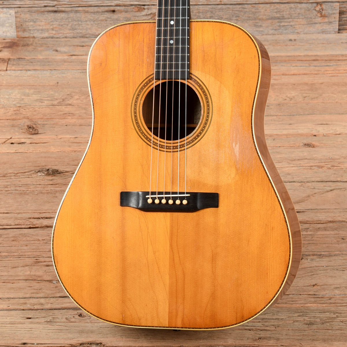 Mossman Flint Hills Natural 1975 - View 2 | MusicMarket