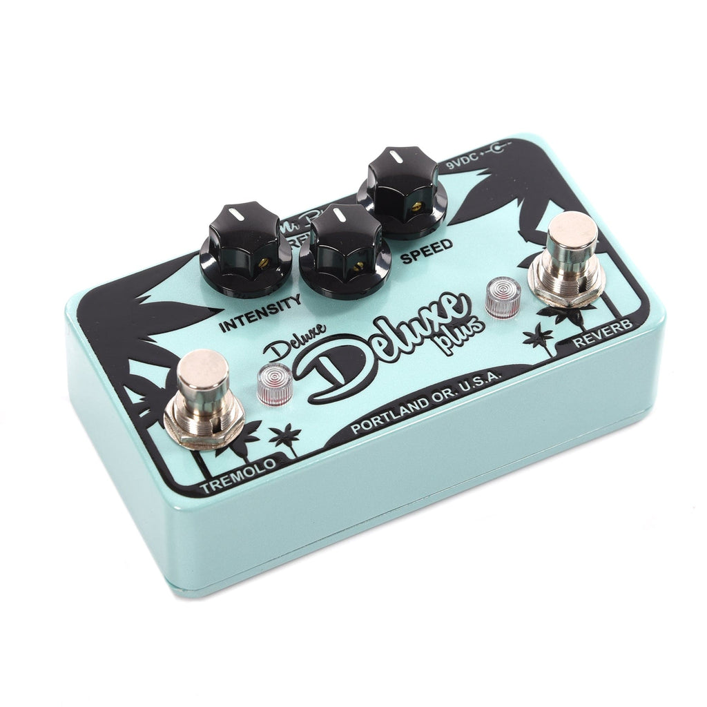 Mr. Black Deluxe DeluxePlus Reverb/Tremolo Pedal - View 2 | MusicMarket