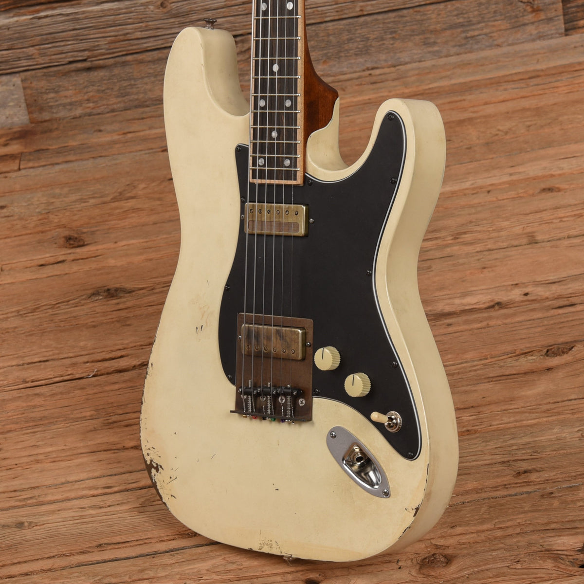 Mule Mulecaster Doublecut Baritone White - View 2 | MusicMarket