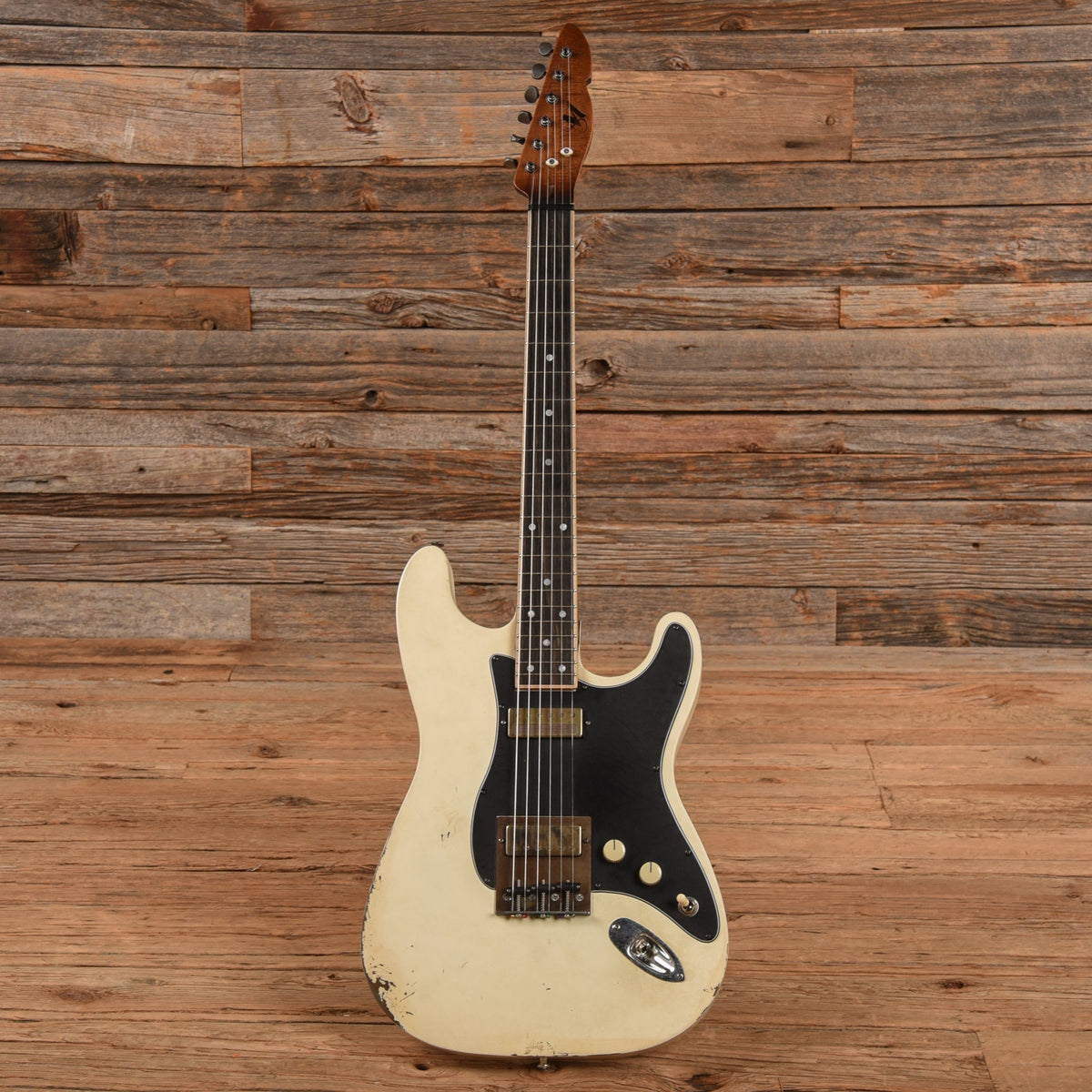 Mule Mulecaster Doublecut Baritone White - View 4 | MusicMarket
