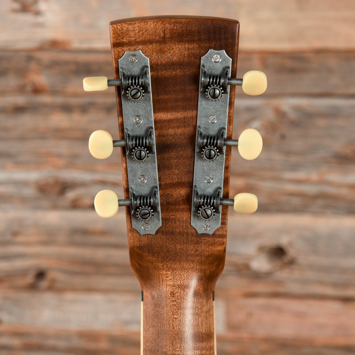 Mule Custom Mavis Cutaway Flame Maple Top Natural - View 7 | MusicMarket