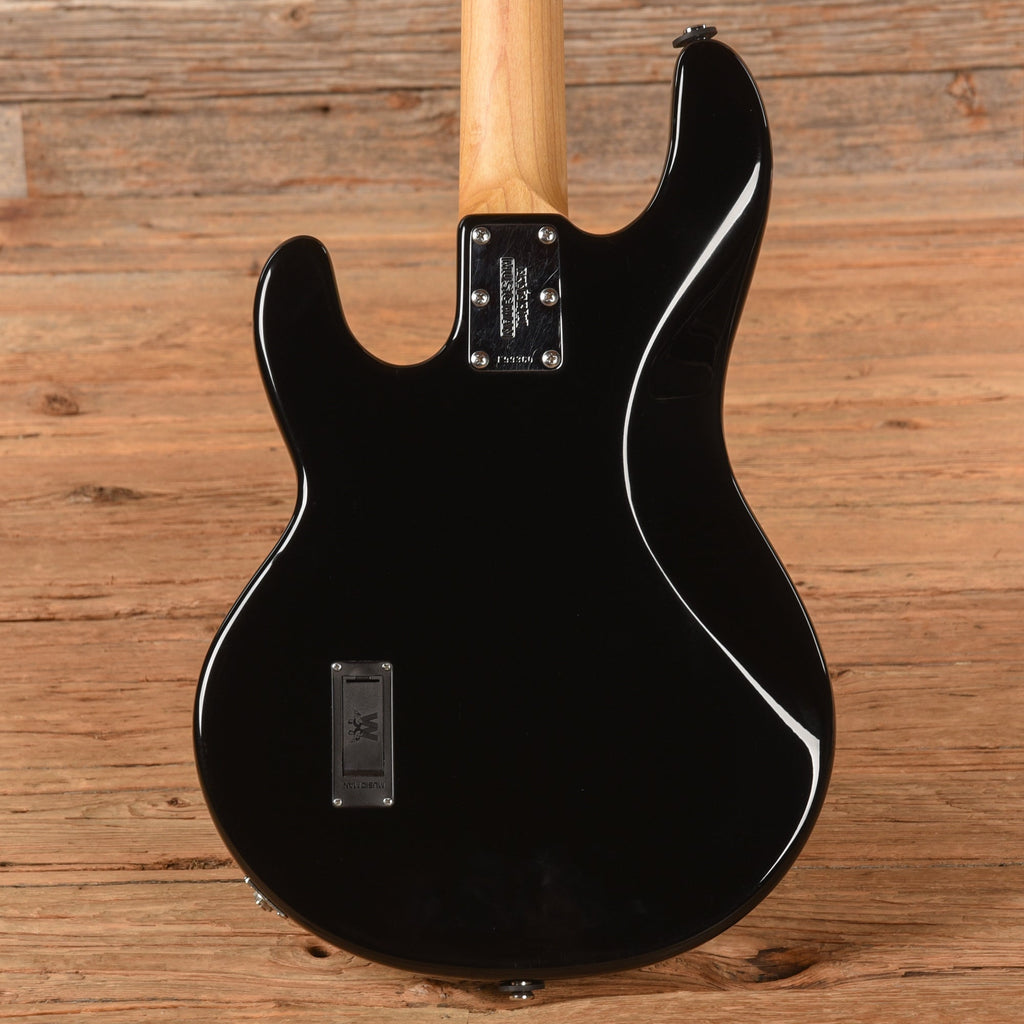 Music Man StingRay 3 EQ H Black 2016 - View 3 | MusicMarket