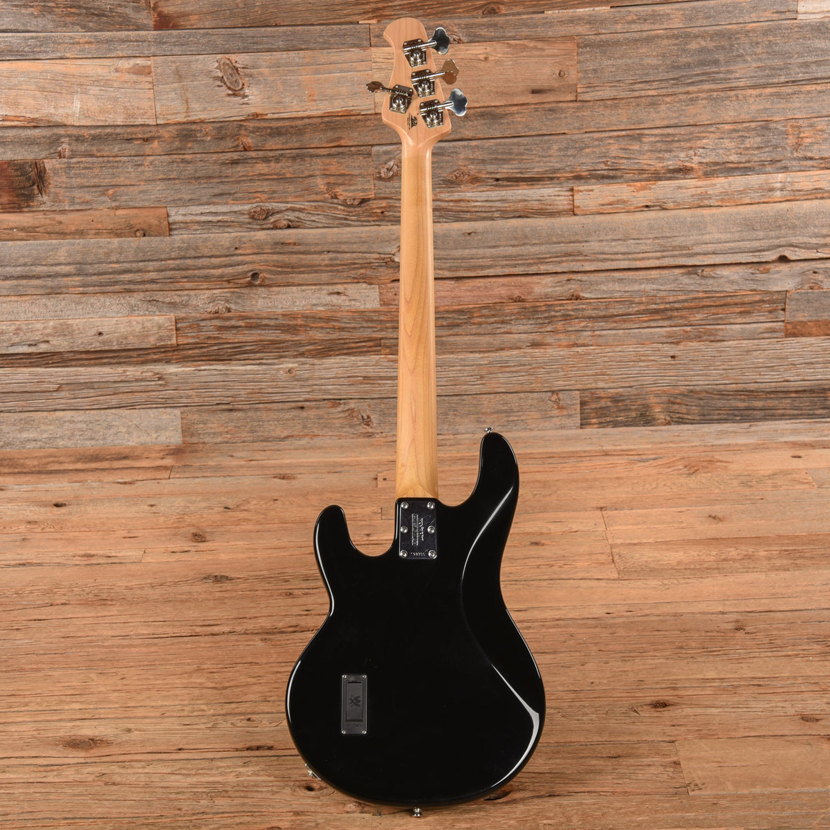 Music Man StingRay 4 H 3EQ Black 2016 - View 5 | MusicMarket