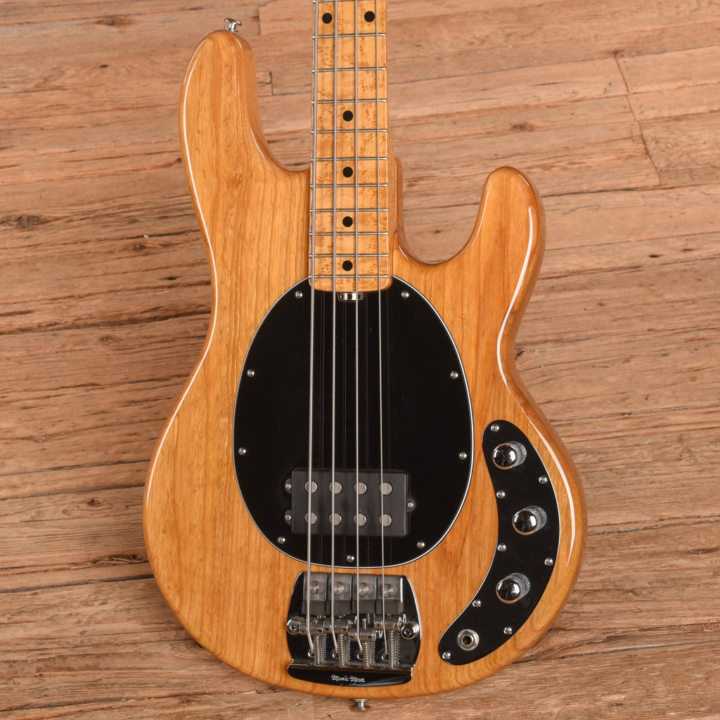 Music Man Classic StingRay 2EQ Natural 2017 - View 2 | MusicMarket