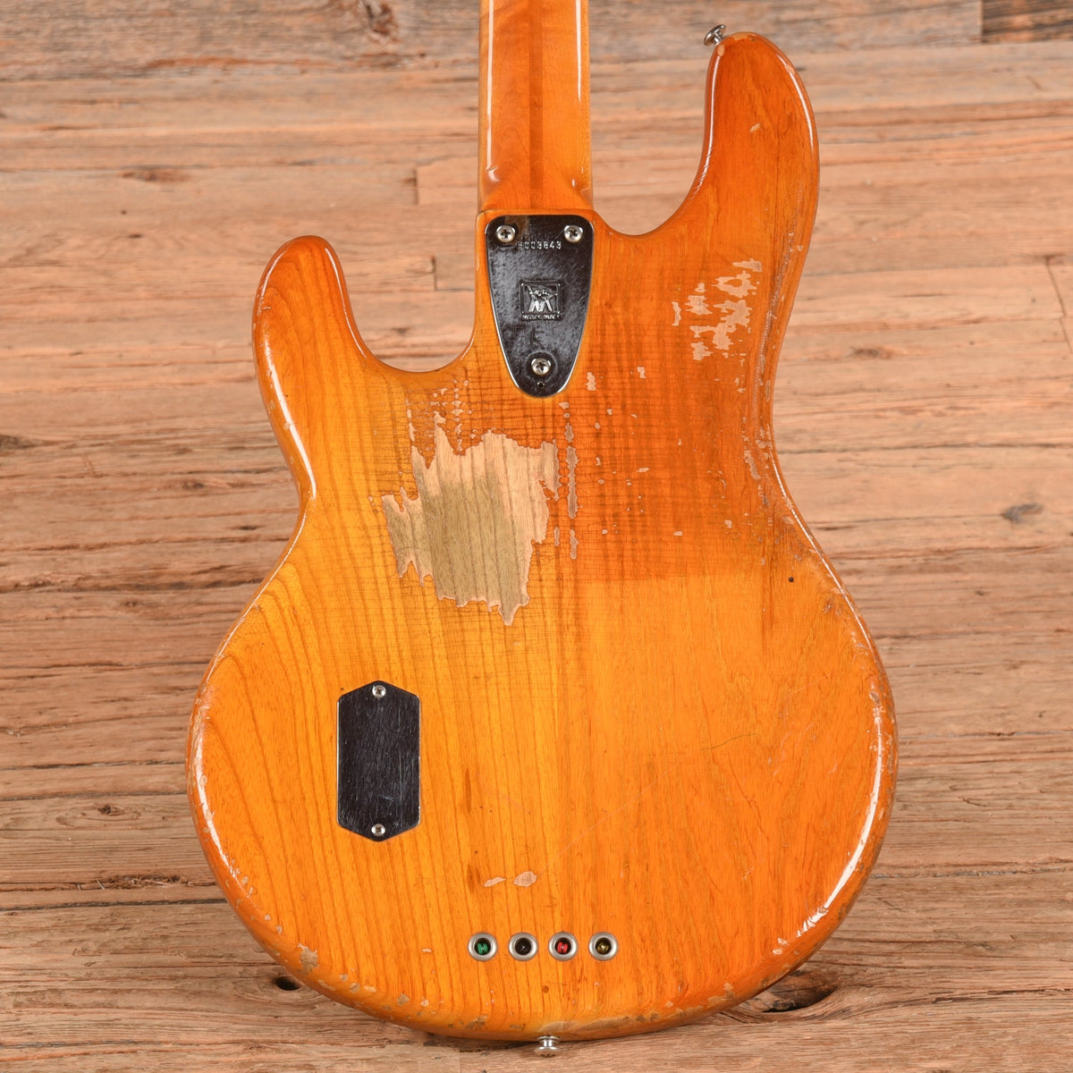 Music Man Stingray Natural 1977 - View 3 | MusicMarket