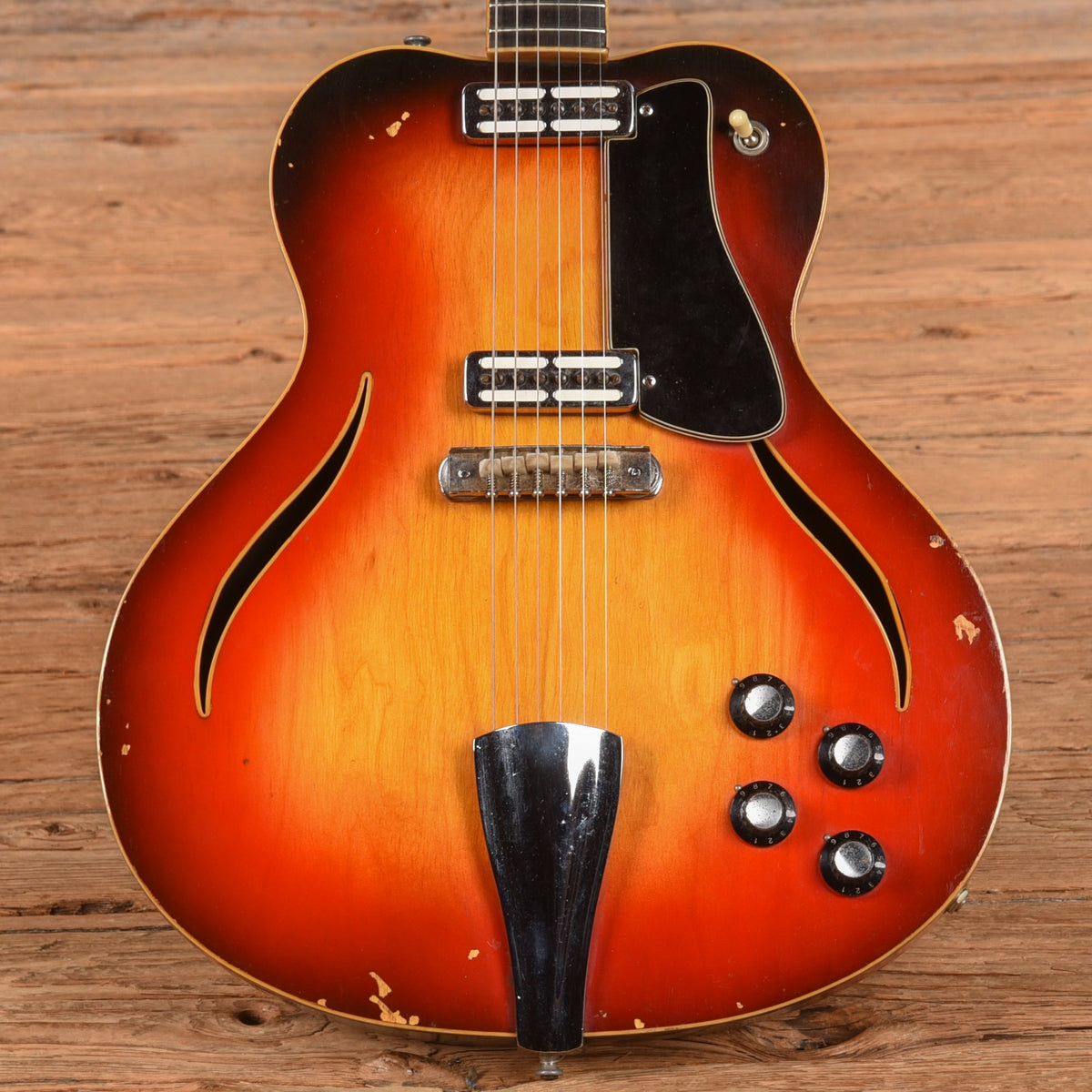Musicraft Messenger Sunburst 1967 - MusicMarket