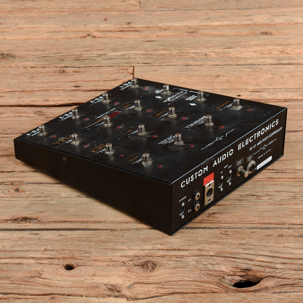 MXR Custom Audio Electronics RS-10 MIDI Foot Controller - View 2 | MusicMarket