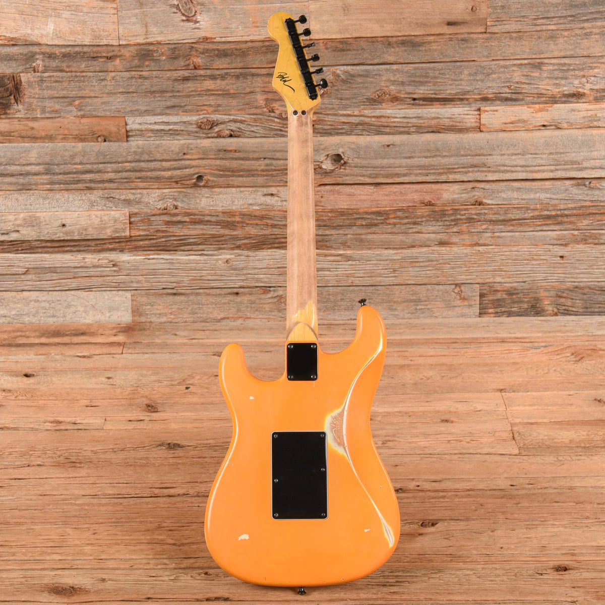 Nash S-81 Sunshine Orange 2023 - View 5 | MusicMarket