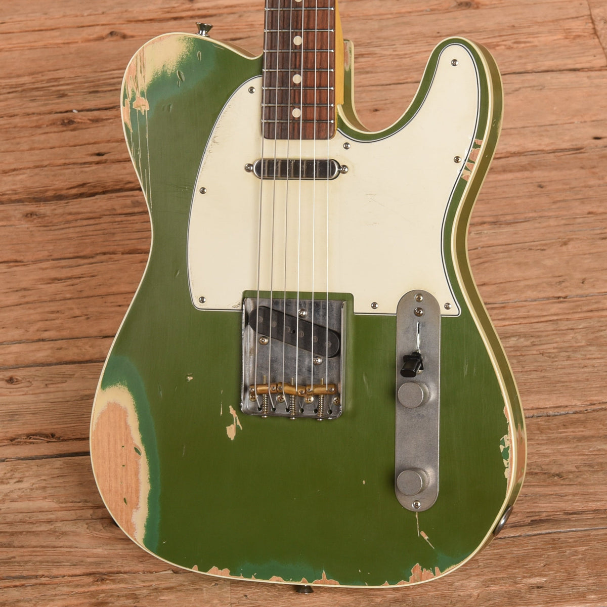 Nash TC-63 Army Green - View 2 | MusicMarket
