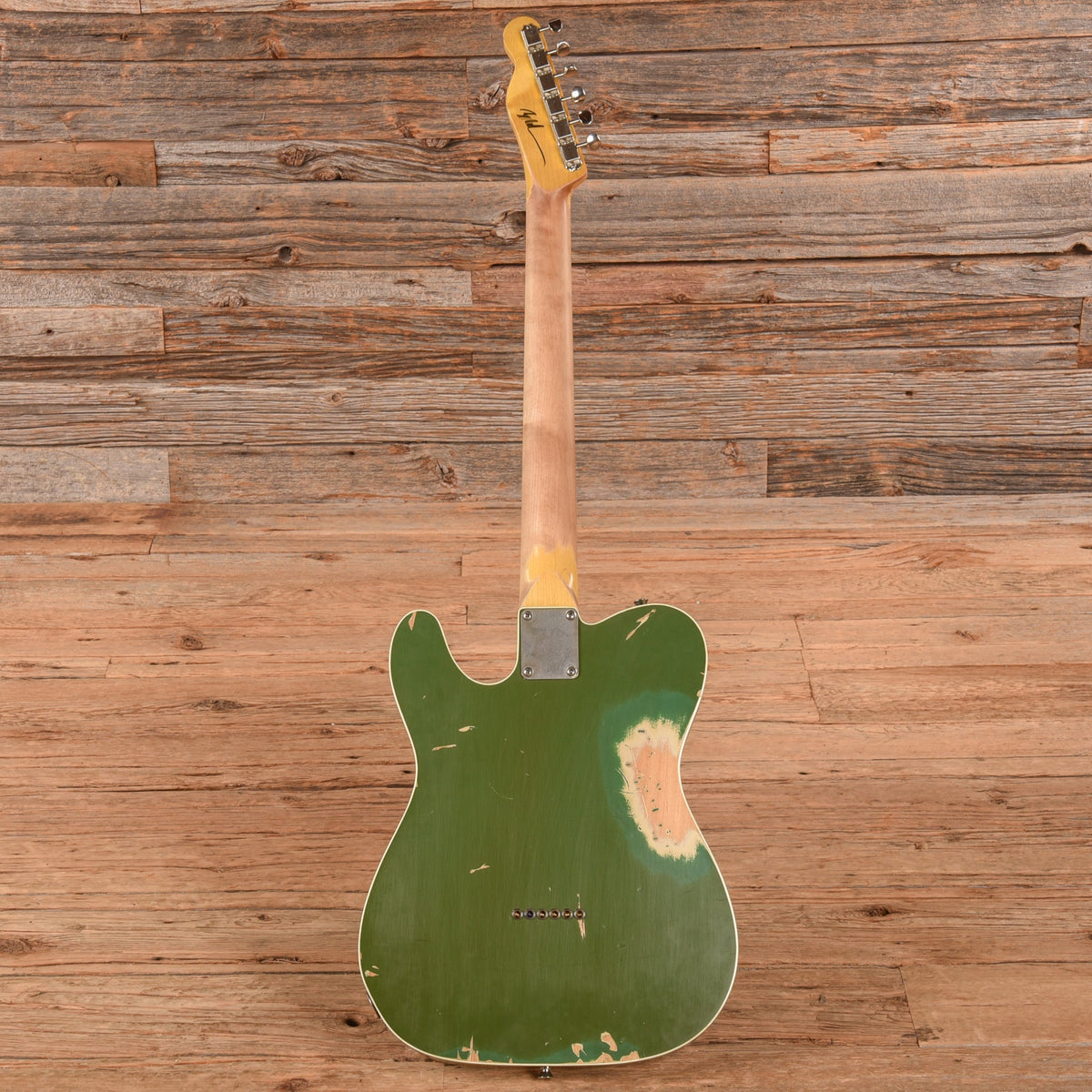 Nash TC-63 Army Green - View 5 | MusicMarket