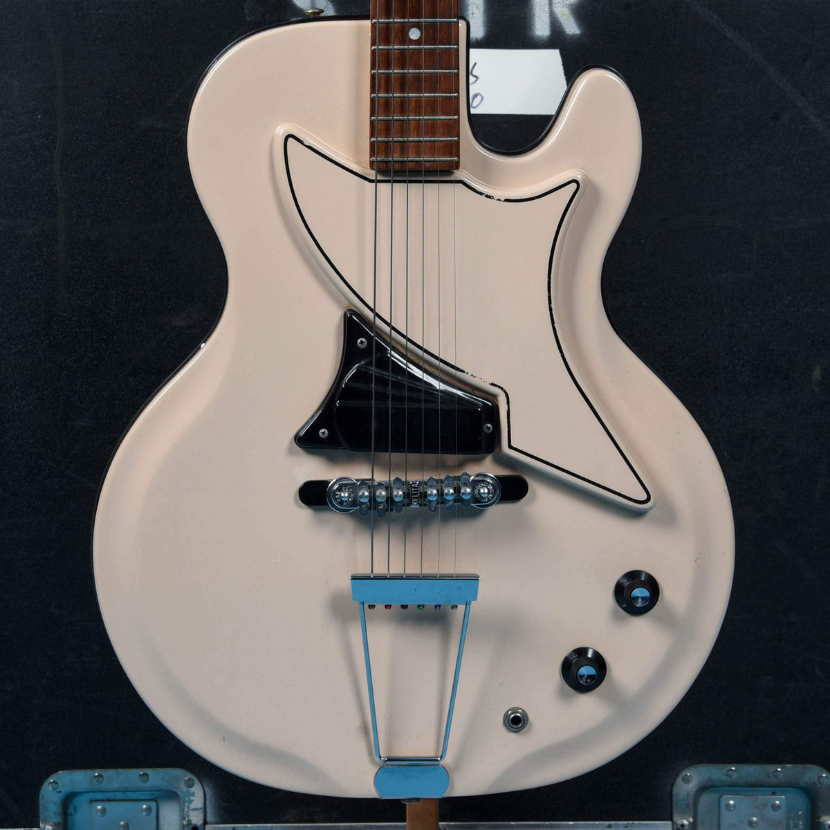 National Studio 66 Sand Buff - View 3 | MusicMarket