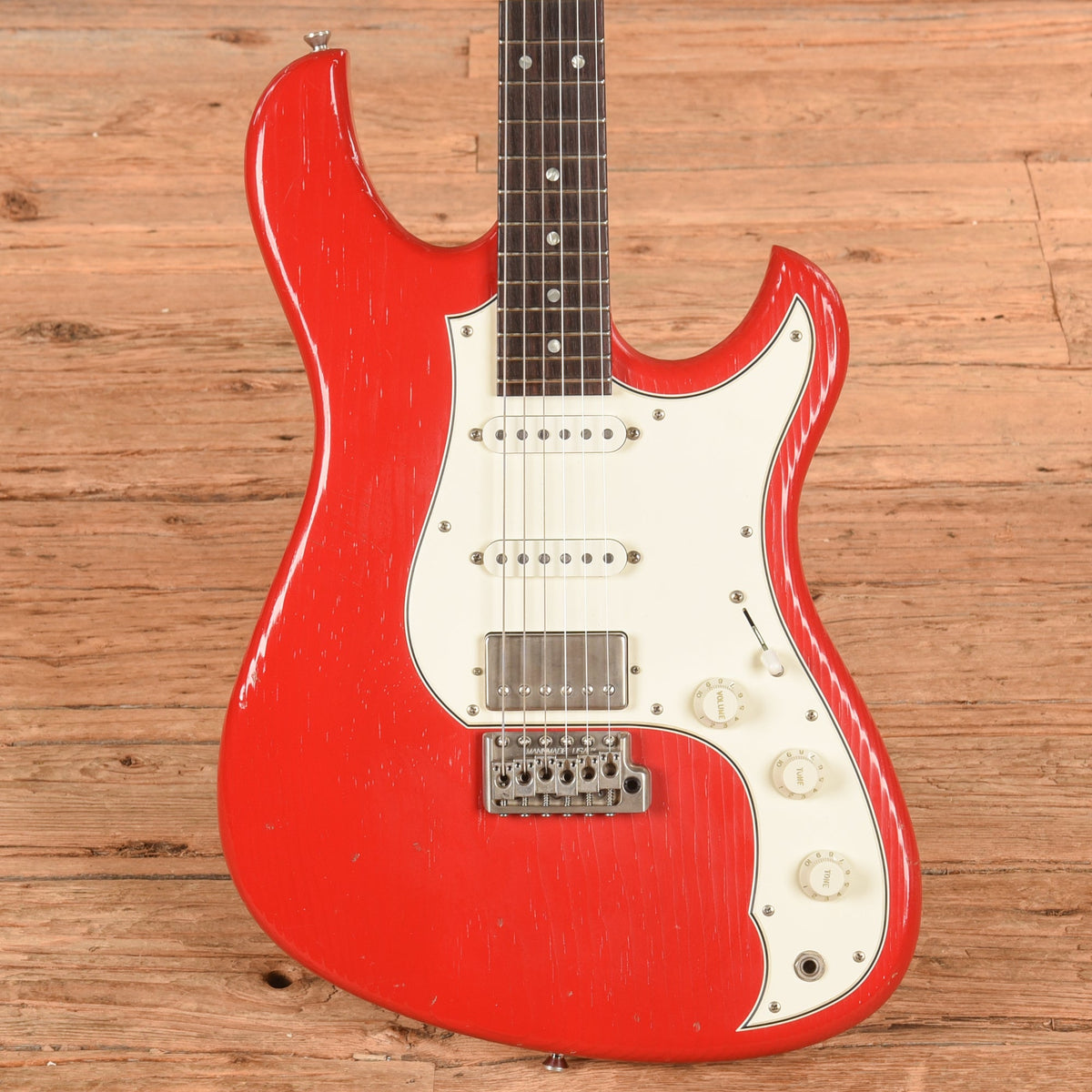 Novo Idris Red 2025 - MusicMarket