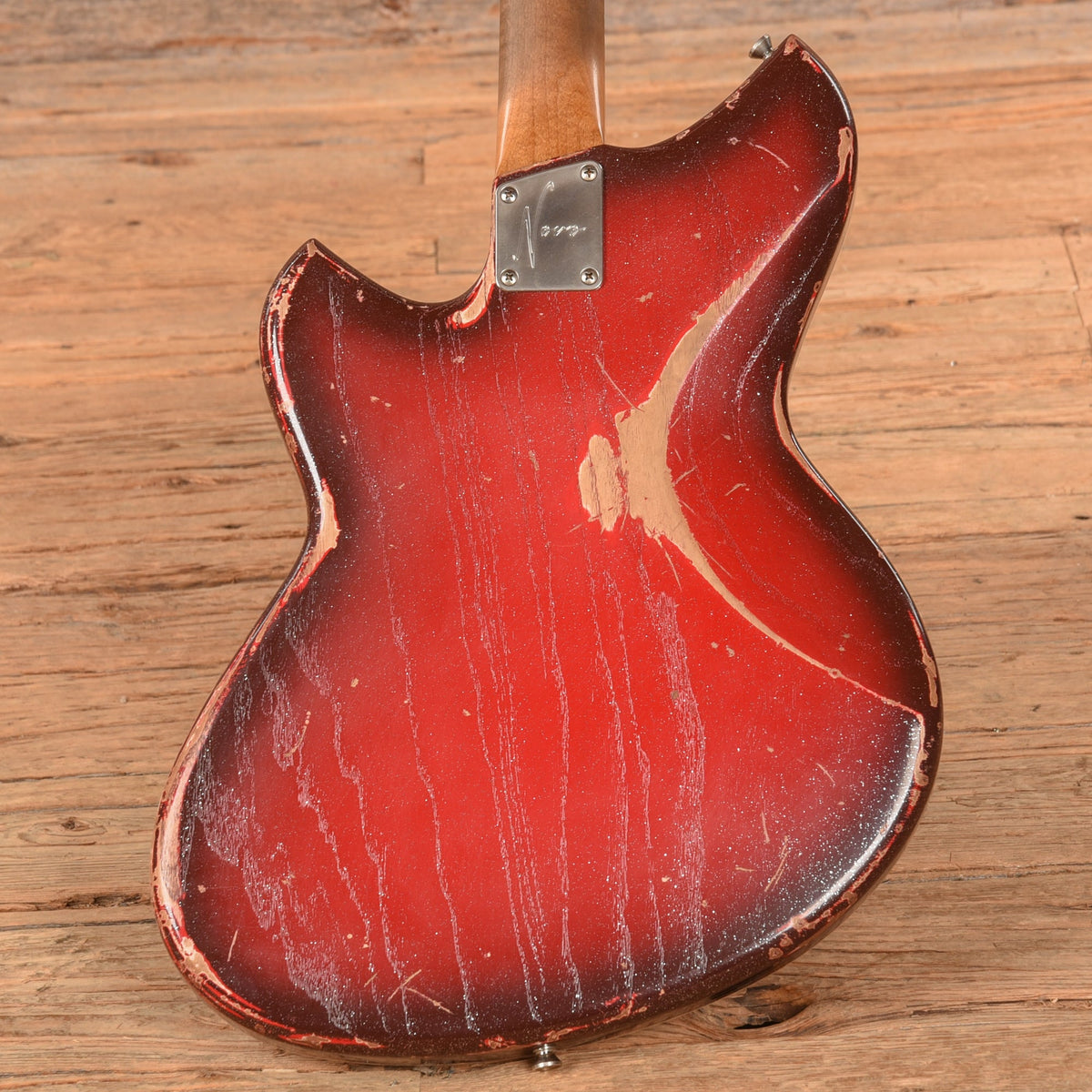 Novo Serus J Silvertone Burst 2025 - View 3 | MusicMarket
