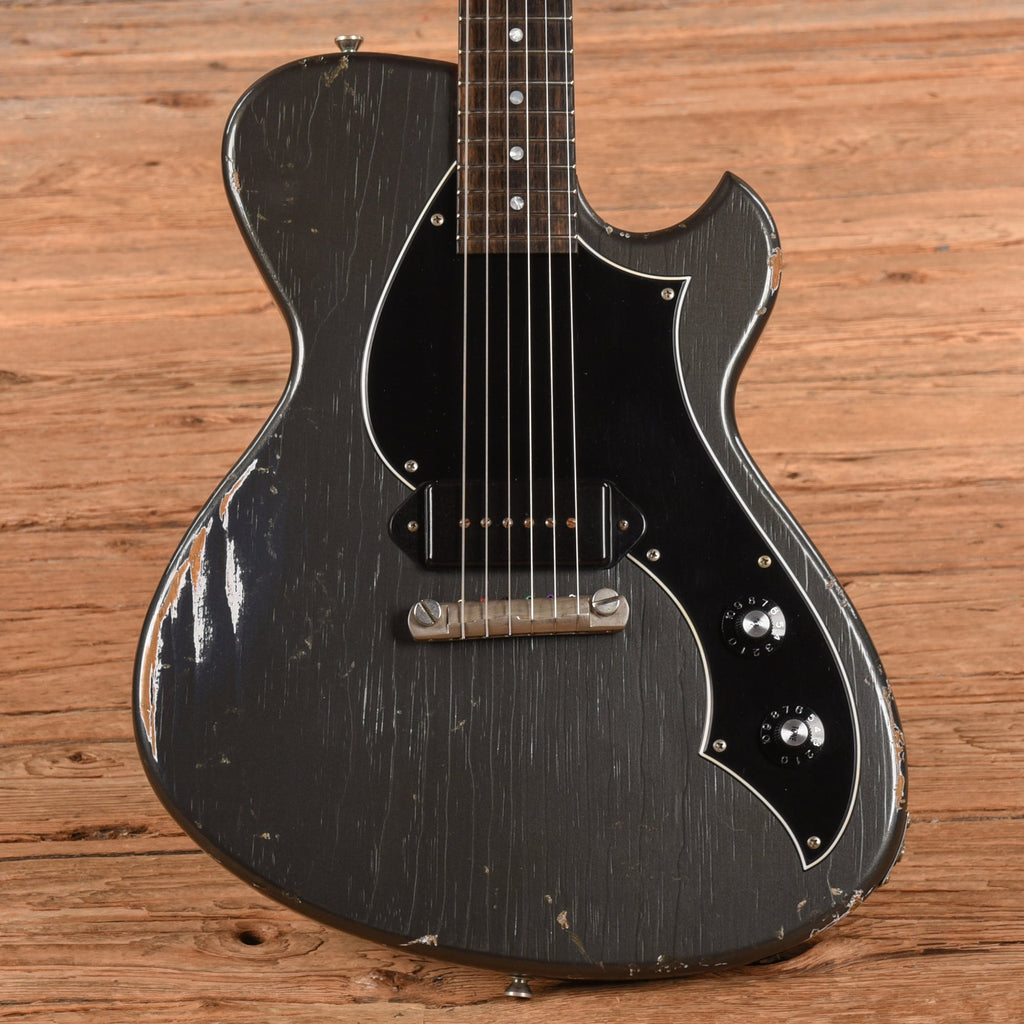 Novo Solus M1 Charcoal Frost 2023 - MusicMarket