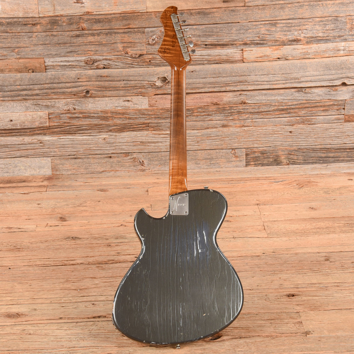 Novo Solus M1 Charcoal Frost 2023 - View 5 | MusicMarket