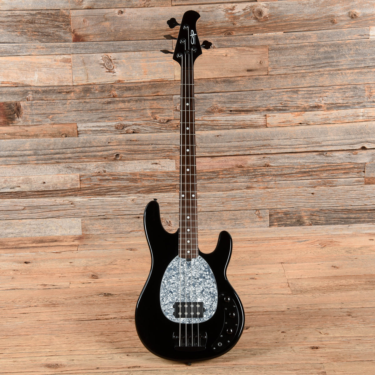 OLP 4-String Bass Black - View 4 | MusicMarket