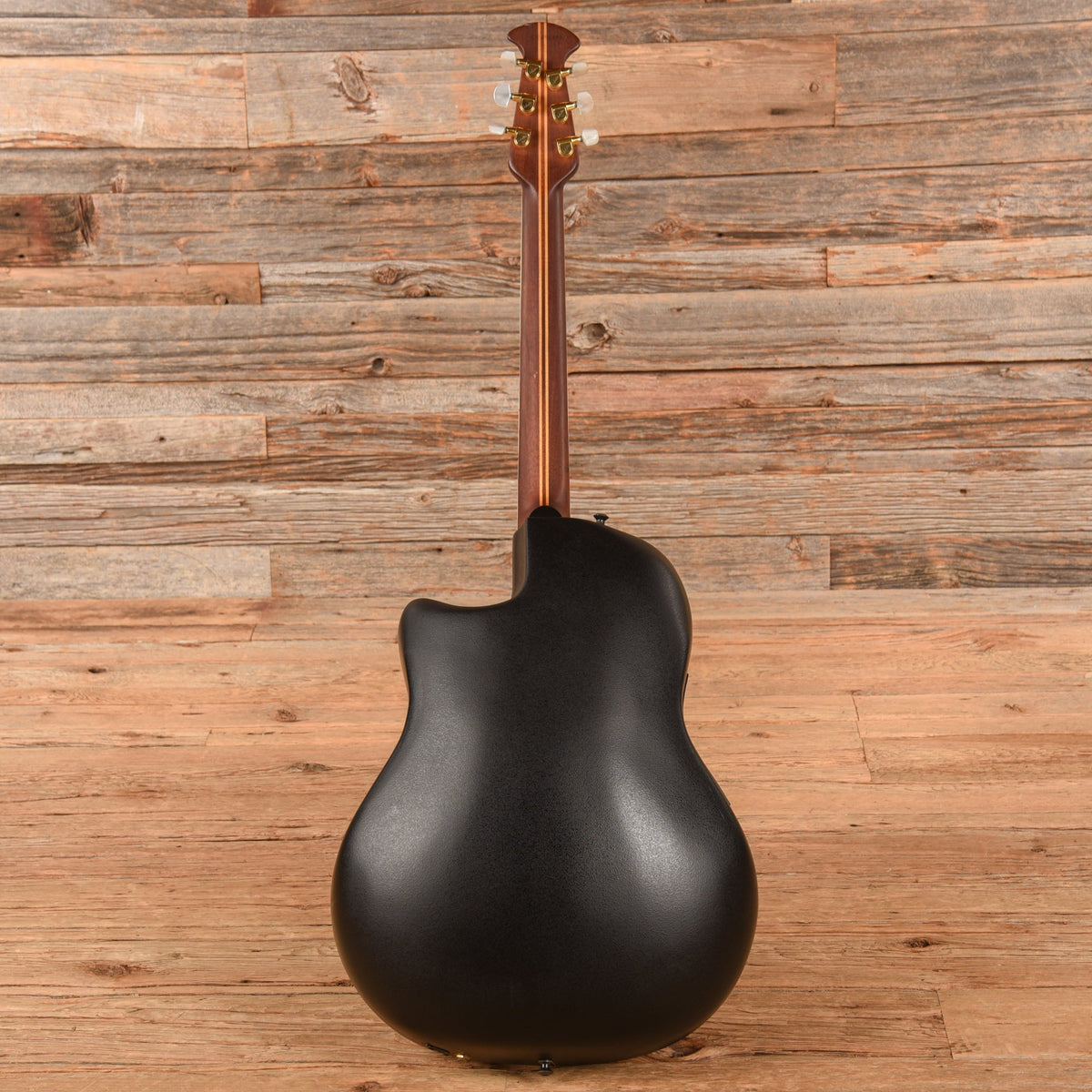 Ovation 1769 Custom Legend Green Burst - View 5 | MusicMarket
