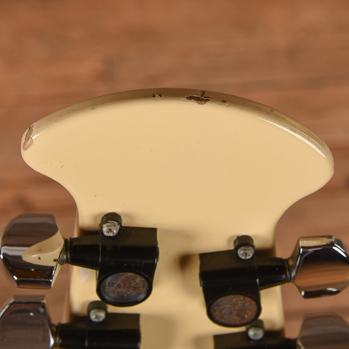 Ovation Viper White 1981 - View 10 | MusicMarket