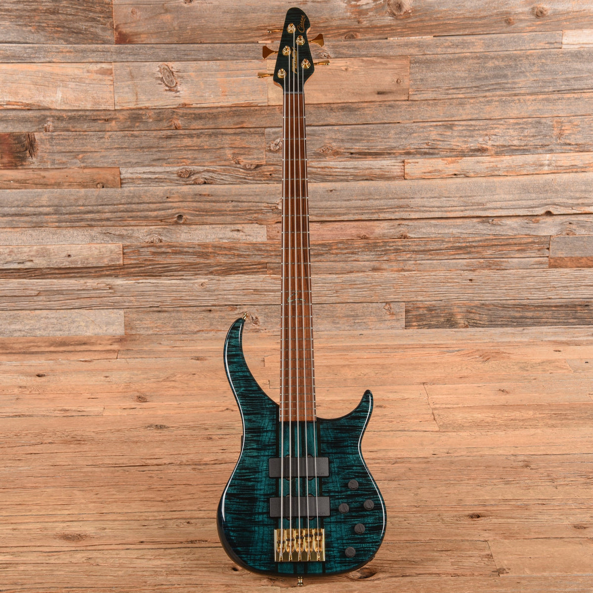 Peavey Cirrus 5 Blue - View 4 | MusicMarket