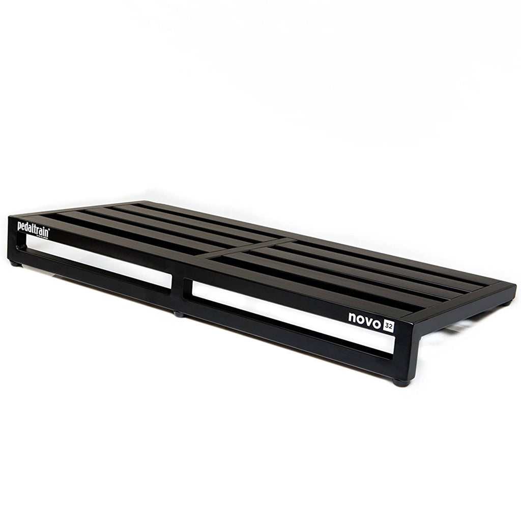 Pedaltrain NOVO 32 Pedalboard 5 Rails 32x14.5 w/Soft Case Bundle w/ Voodoo Lab Pedal Power MONDO Isolated Power