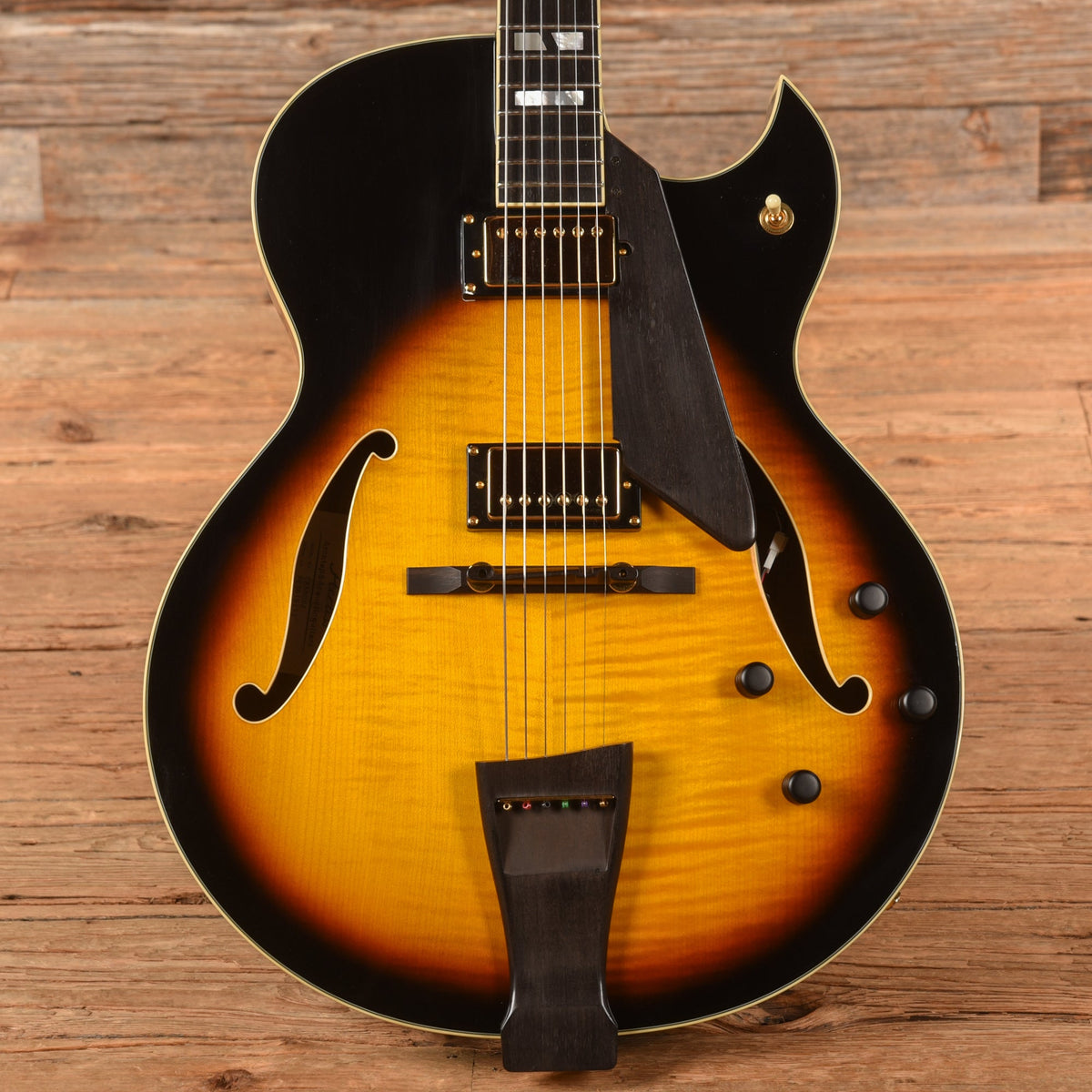 Peerless Cremona Sunburst - MusicMarket