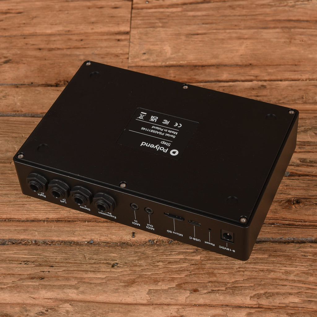 Polyend Step Modern Drum Machine Pedal - View 2 | MusicMarket
